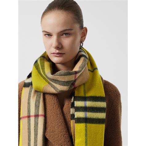 burberry scarf 550|Burberry reversible check wool scarf.